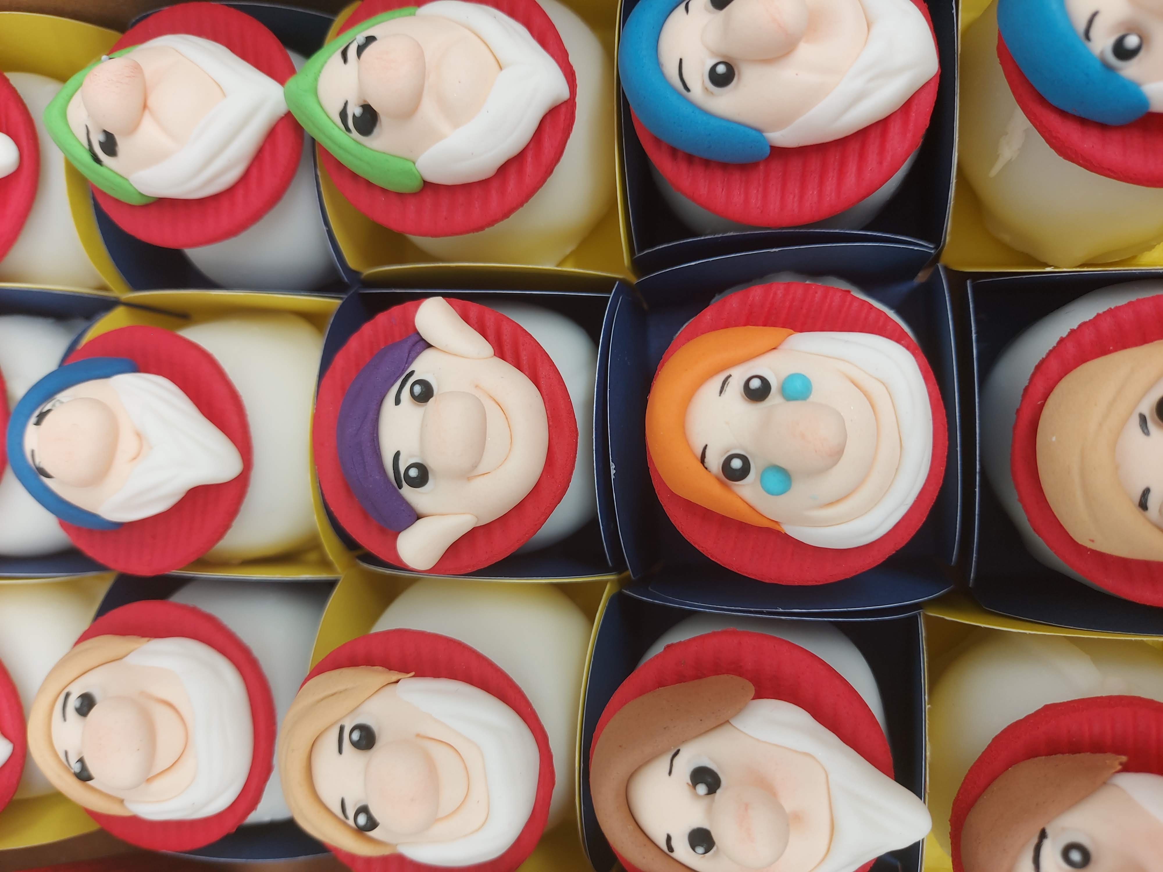 Docinho Glaceado 7 Anões 