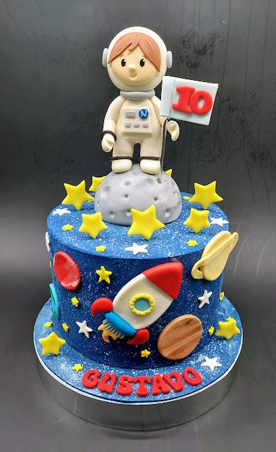 Bolo Astronauta