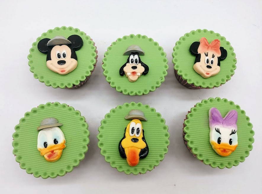 Cupcake Turma do Mickey Safari