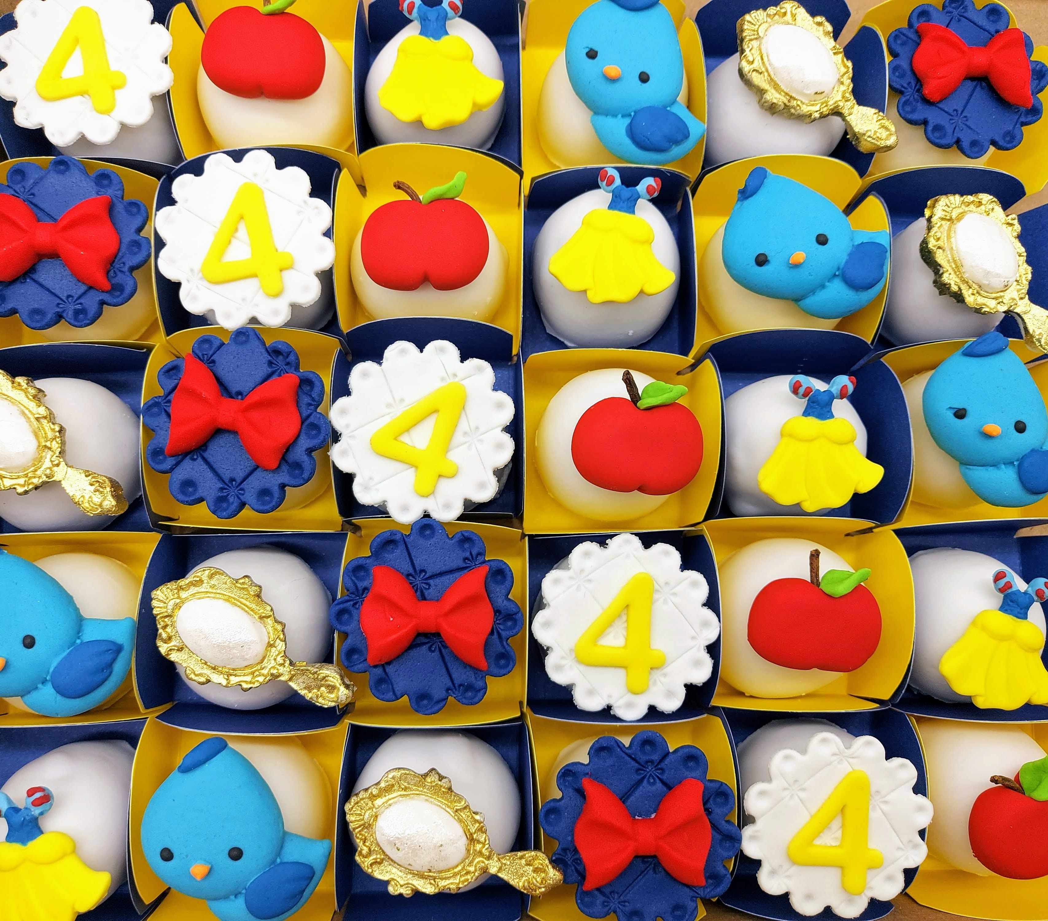 Docinho Glaceado Branca de Neve