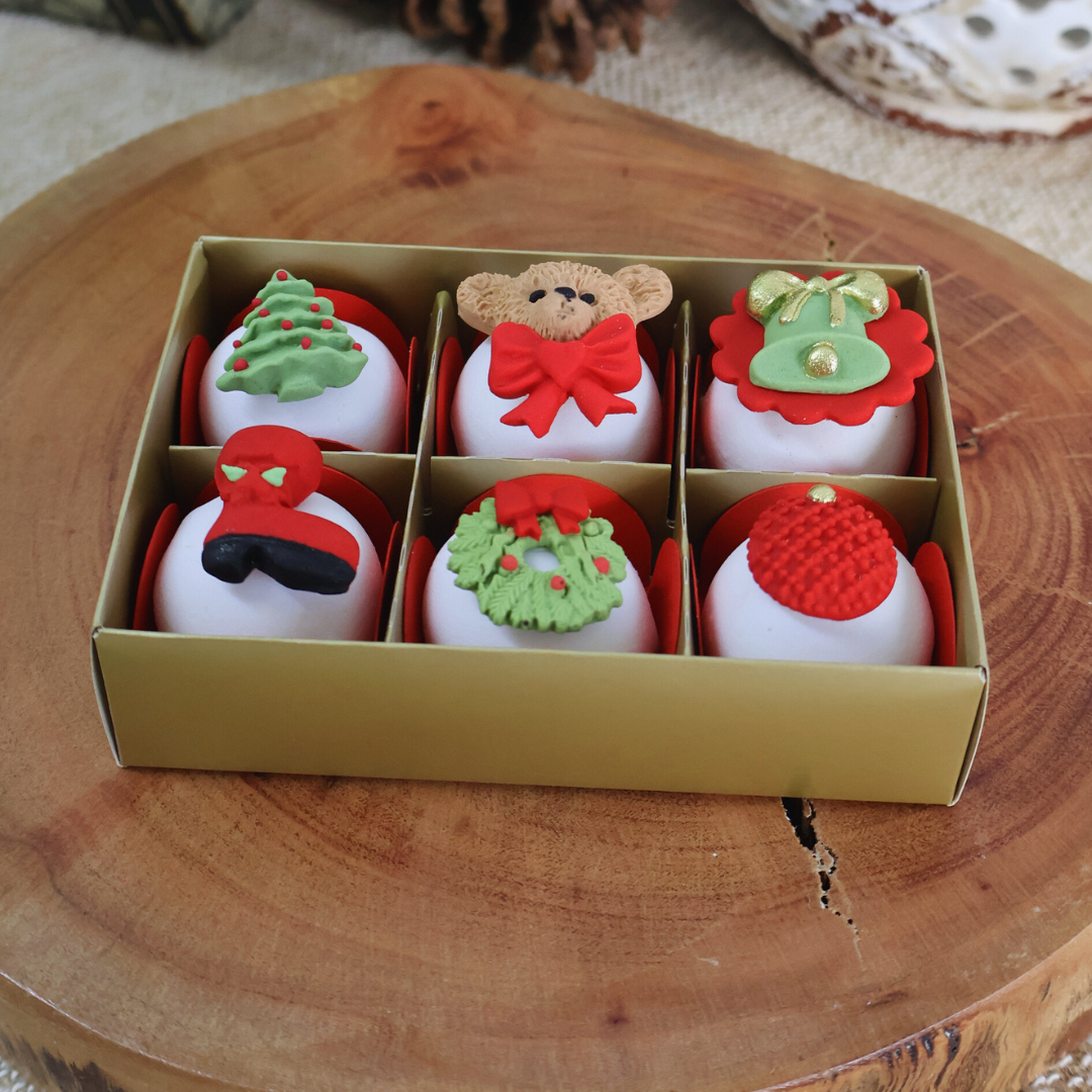 Caixa c/ 6 Docinhos Glaceados Natal