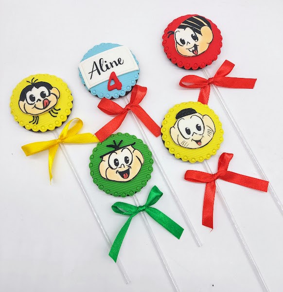 Pirulito de chocolate Turma da Mônica