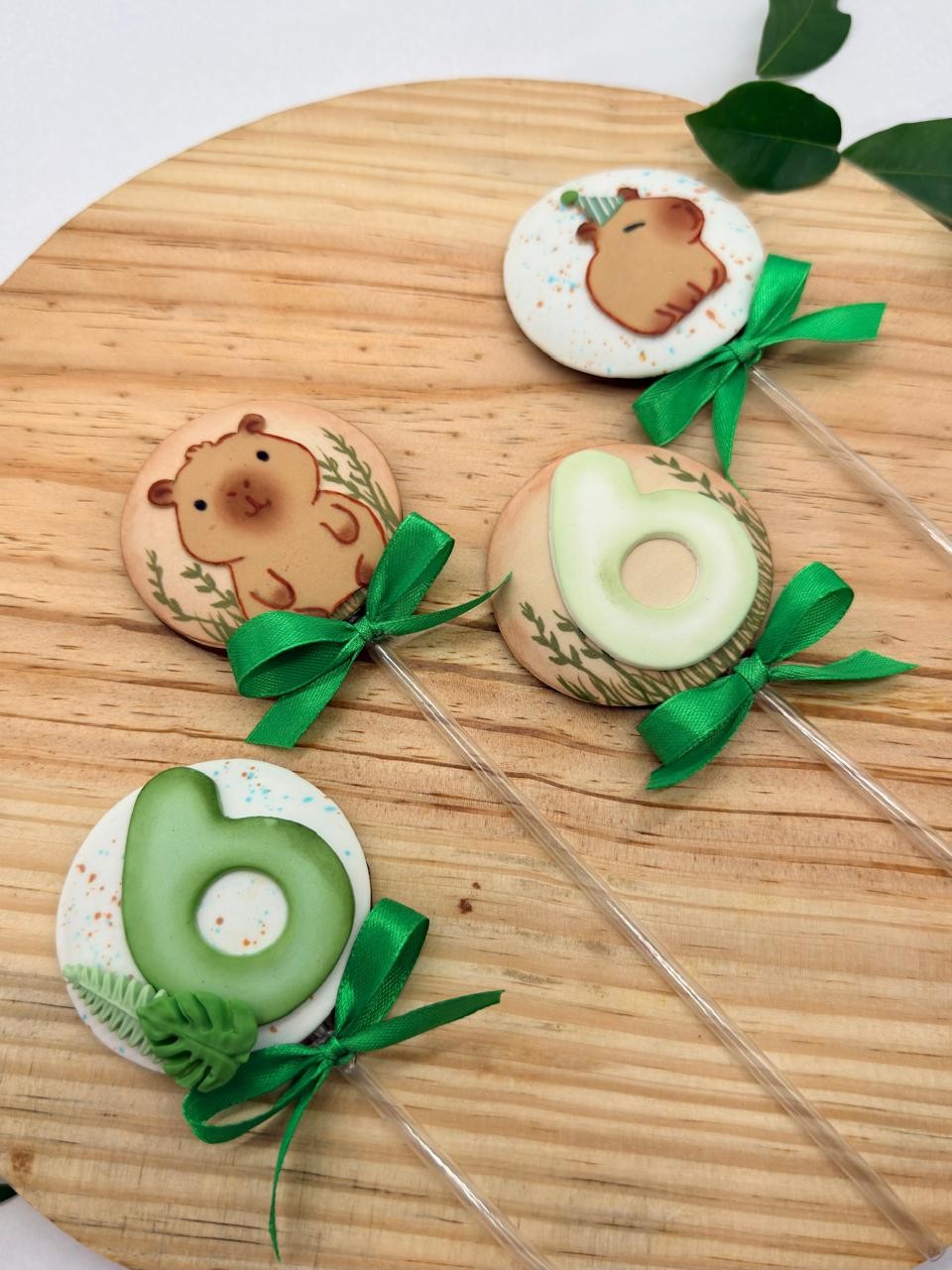 Pirulito de chocolate Capivara