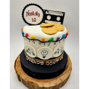 Bolo P Stranger Things