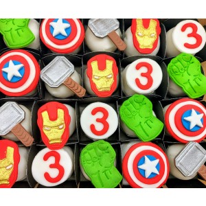 Docinho Glaceado Vingadores