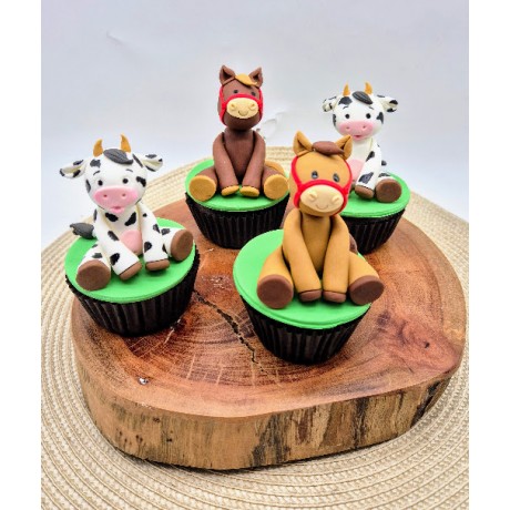 cupcake fazendinha 3d